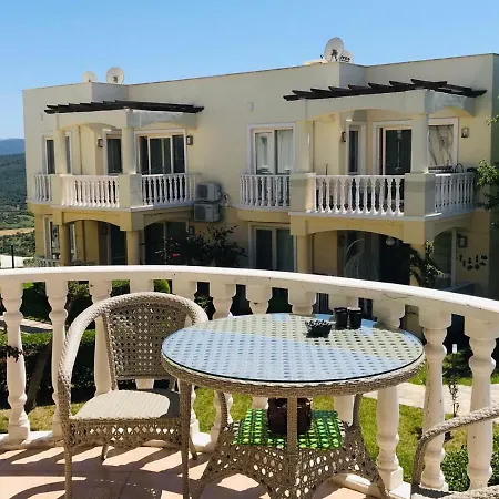Bav 2+2 Deniz Manzarali Daire Apartamento Bodrum